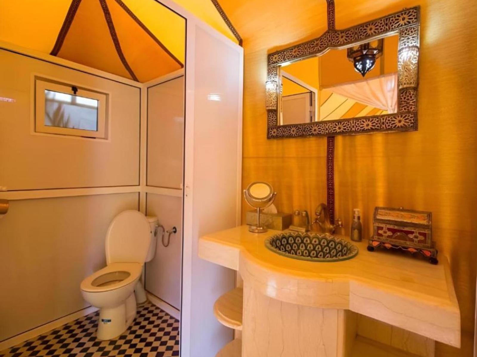 Glamping Zahra Luxury Desert Camp